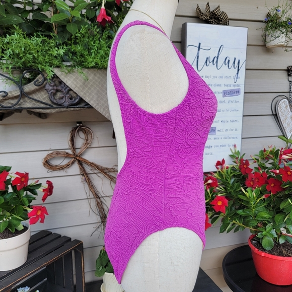 LA BLANCA ♡ Absolutely Gorgeous Vintage Purple 1pc Padded Bralette Swimsuit 10 - Picture 4 of 15